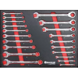 Servante d'atelier 7 tiroirs composée de 176 outils - modules carbone